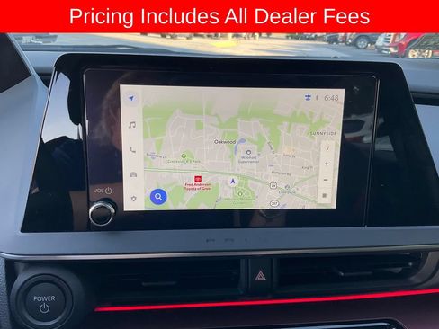 Used 2025 Toyota Prius Plug-In Hybrid FWD image 15