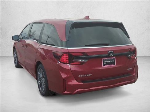 New 2026 Honda Odyssey Touring image 7