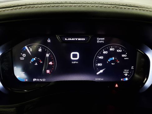 Used 2024 RAM 3500 Limited image 10