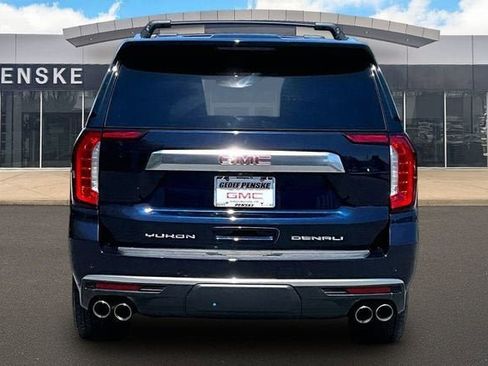 Certified 2021 GMC Yukon Denali w/ Denali Ultimate Package AWD/4WD image 4