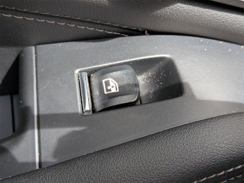 Used 2023 BMW X5 xDrive40i image 30