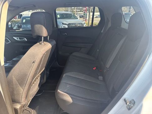 Used 2017 GMC Terrain SLE w/ Technology Package image 26