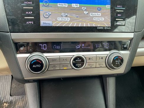 Used 2015 Subaru Outback 2.5i Limited image 18