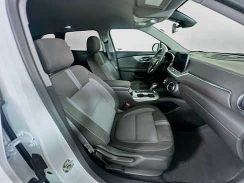 Used 2025 Chevrolet Blazer LT FWD image 28