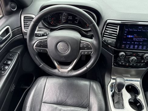 Used 2019 Jeep Grand Cherokee Limited AWD/4WD image 29