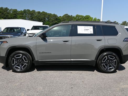 New 2026 Jeep Cherokee Laredo AWD/4WD image 7