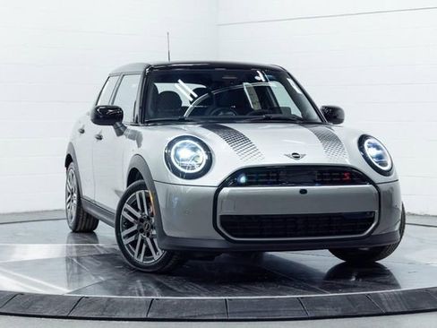 New 2026 MINI Cooper S image 4