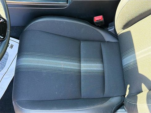 Used 2025 Honda Civic Sport image 18