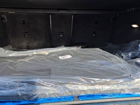 New 2026 BMW X5 xDrive50e w/ Executive Package image 33