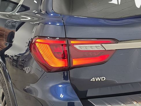Certified 2024 INFINITI QX80 Sensory image 31