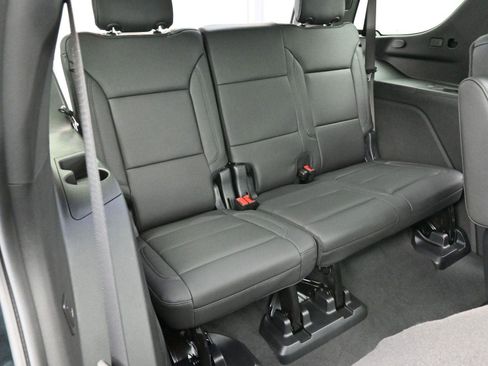 Used 2025 Chevrolet Tahoe Z71 w/ Z71 Off-Road Package image 39