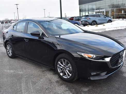 Used 2021 MAZDA MAZDA3 s image 10