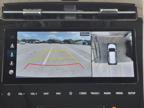 Used 2024 Hyundai Tucson Limited FWD image 14