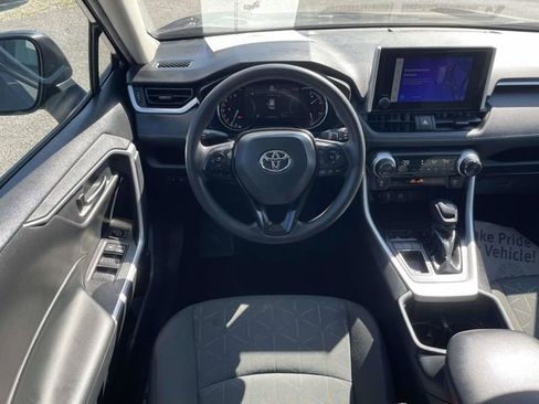 Used 2024 Toyota RAV4 XLE image 12