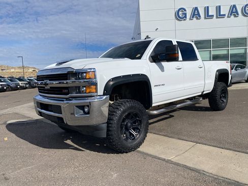 Used 2017 Chevrolet Silverado 2500 LT w/ LT Fleet Convenience Package image 1