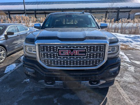 Used 2018 GMC Sierra 1500 Denali w/ Denali Ultimate Package image 2