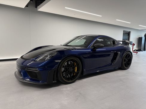 Used 2023 Porsche 718 Cayman GT4 RS RWD image 2