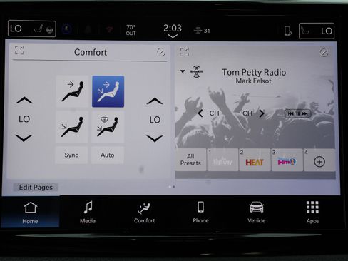 New 2026 Chrysler Pacifica Select image 15