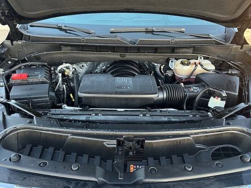 Used 2023 GMC Yukon XL Denali image 6