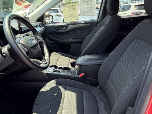 Used 2024 Ford Escape Active FWD image 28