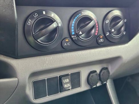 Used 2015 Toyota Tacoma PreRunner w/ Convenience Package RWD image 13