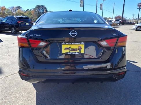 Used 2024 Nissan Altima 2.5 SV image 3