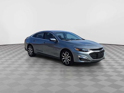 Certified 2024 Chevrolet Malibu RS image 2