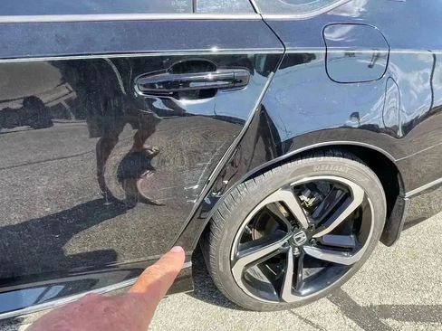 Used 2018 Honda Accord EX-L image 2