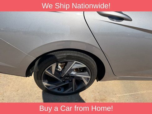 Used 2025 Hyundai Elantra Sport FWD image 23