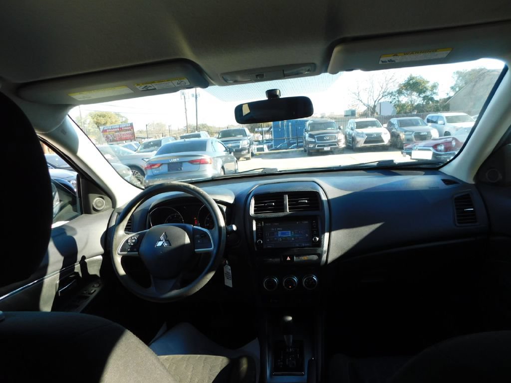 Used 2020 Mitsubishi Outlander Sport ES FWD image 37