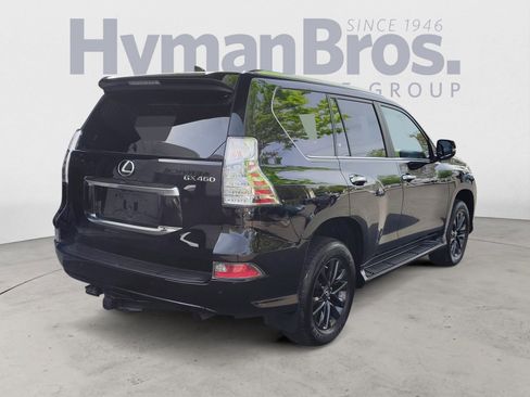 Used 2023 Lexus GX 460 Premium w/ Premium Package image 3