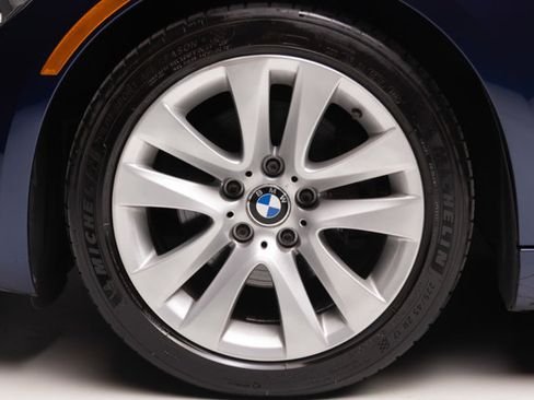 Used 2011 BMW 328i Convertible RWD image 41