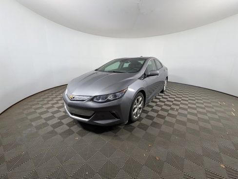 Used 2018 Chevrolet Volt Premier w/ Driver Confidence Package image 17