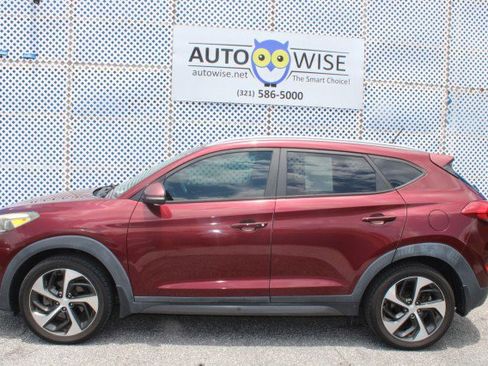 Used 2016 Hyundai Tucson Sport FWD image 7