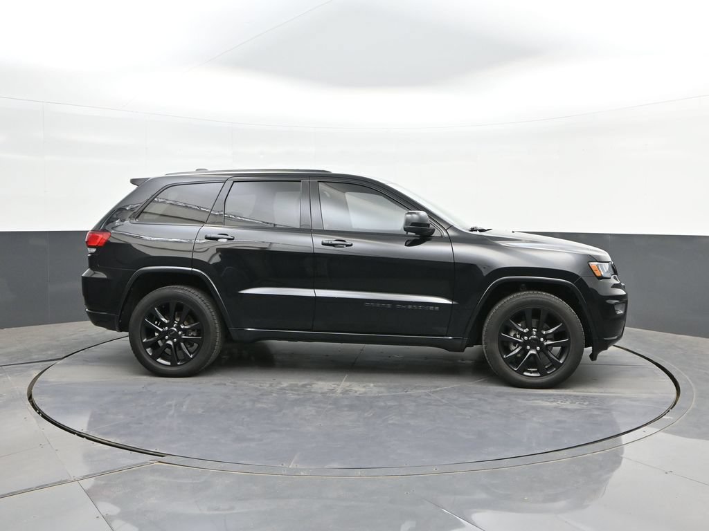 Used 2019 Jeep Grand Cherokee Altitude RWD image 25