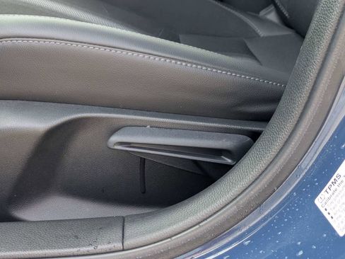 Used 2025 Honda Civic Sport image 18
