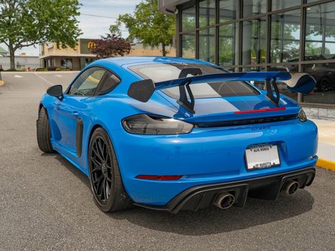 Used 2024 Porsche 718 Cayman GT4 RS w/ Weissach Package RWD image 7