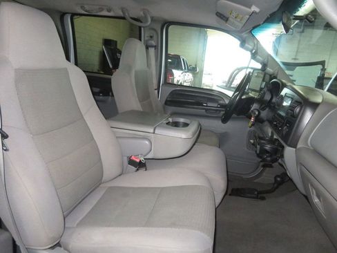 Used 2005 Ford F350 XLT image 33