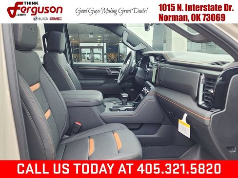 New 2026 GMC Sierra 1500 AT4 w/ AT4 Premium Package AWD/4WD image 39