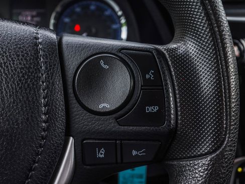 Used 2019 Toyota Corolla LE FWD image 12
