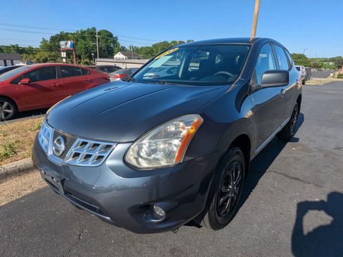 Used 2013 Nissan Rogue S AWD/4WD image 3