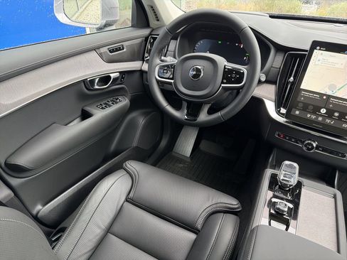 New 2026 Volvo XC90 T8 Ultra w/ Protection Package AWD/4WD image 12