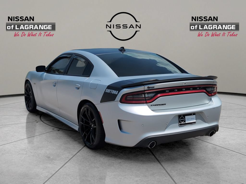 Used 2022 Dodge Charger Scat Pack w/ Daytona Edition Group RWD image 9