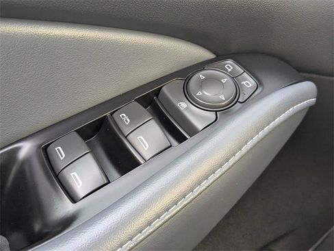 Used 2023 Buick Enclave Essence w/ Experience Buick Package image 32