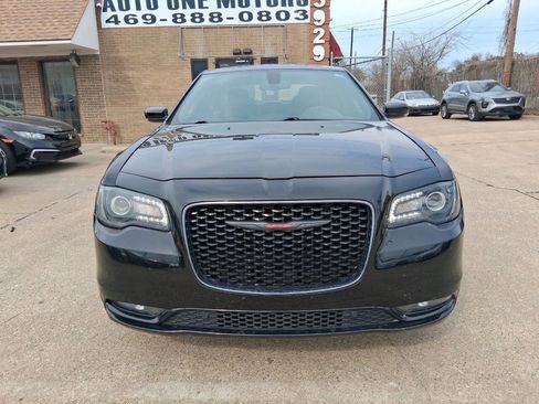 Used 2022 Chrysler 300 S image 1