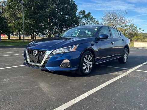 Used 2020 Nissan Altima 2.5 S image 3