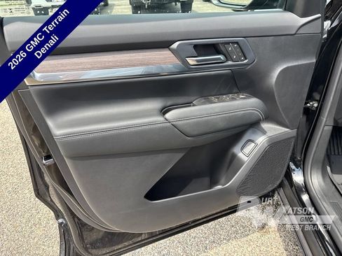New 2026 GMC Terrain Denali w/ LPO, Black Badging Package AWD/4WD image 19
