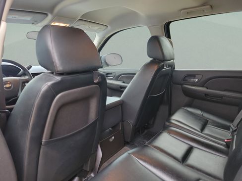 Used 2008 Chevrolet Avalanche LS image 18