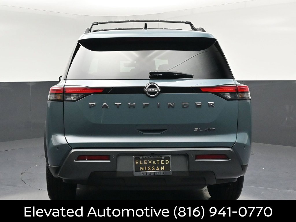 Certified 2026 Nissan Pathfinder SL AWD/4WD image 28