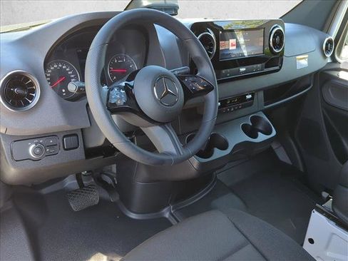 New 2026 Mercedes-Benz Sprinter 2500 image 3